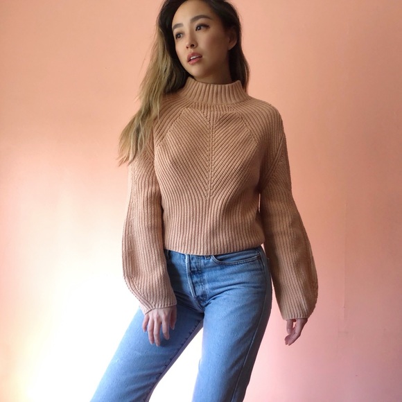 H&M Sweaters - H&M Nude Ribbed Mock Neck Sweater